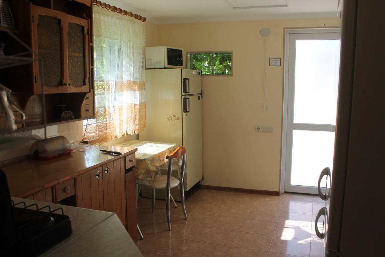 Sea house Guest House Sanzhiyka Ngoại thất bức ảnh