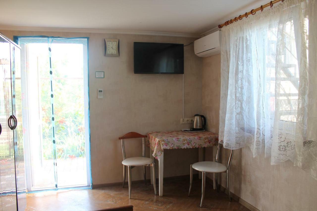 Sea house Guest House Sanzhiyka Ngoại thất bức ảnh